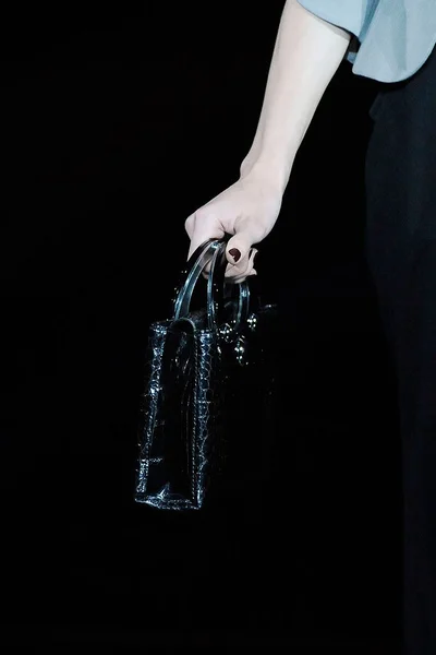 Look 9